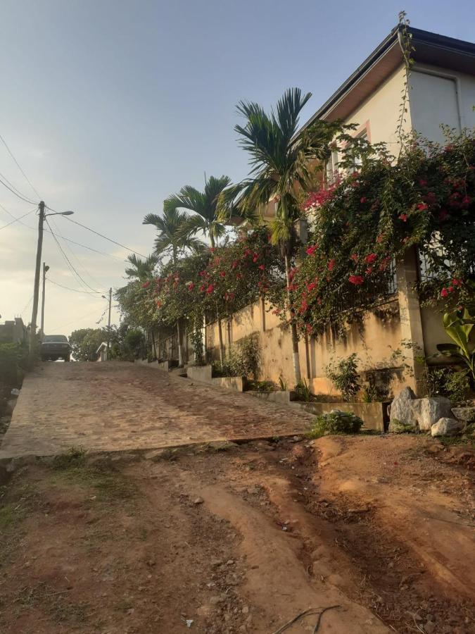 Residence Jardin Tropical Yaounde Ngoại thất bức ảnh