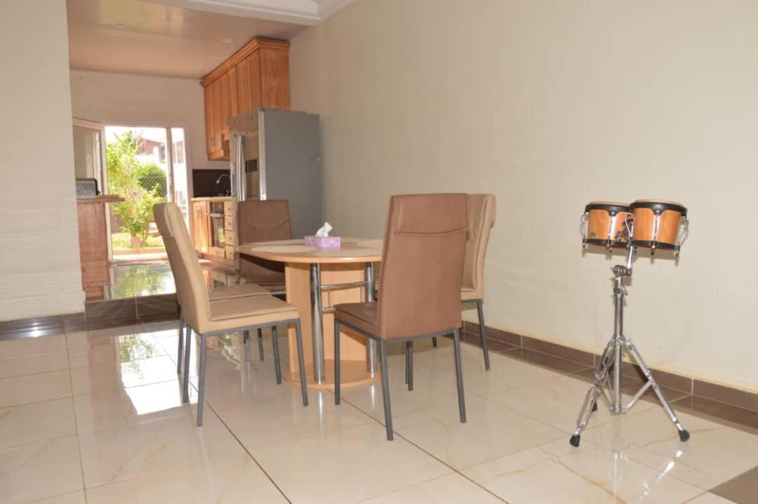 Residence Jardin Tropical Yaounde Ngoại thất bức ảnh